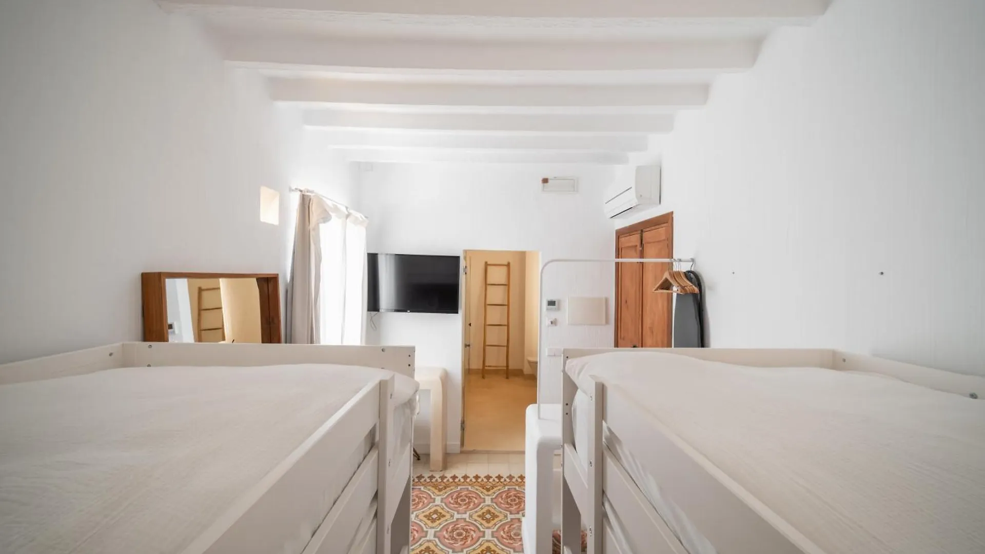 Penzion Llonga'S Hostel Ciutadella
